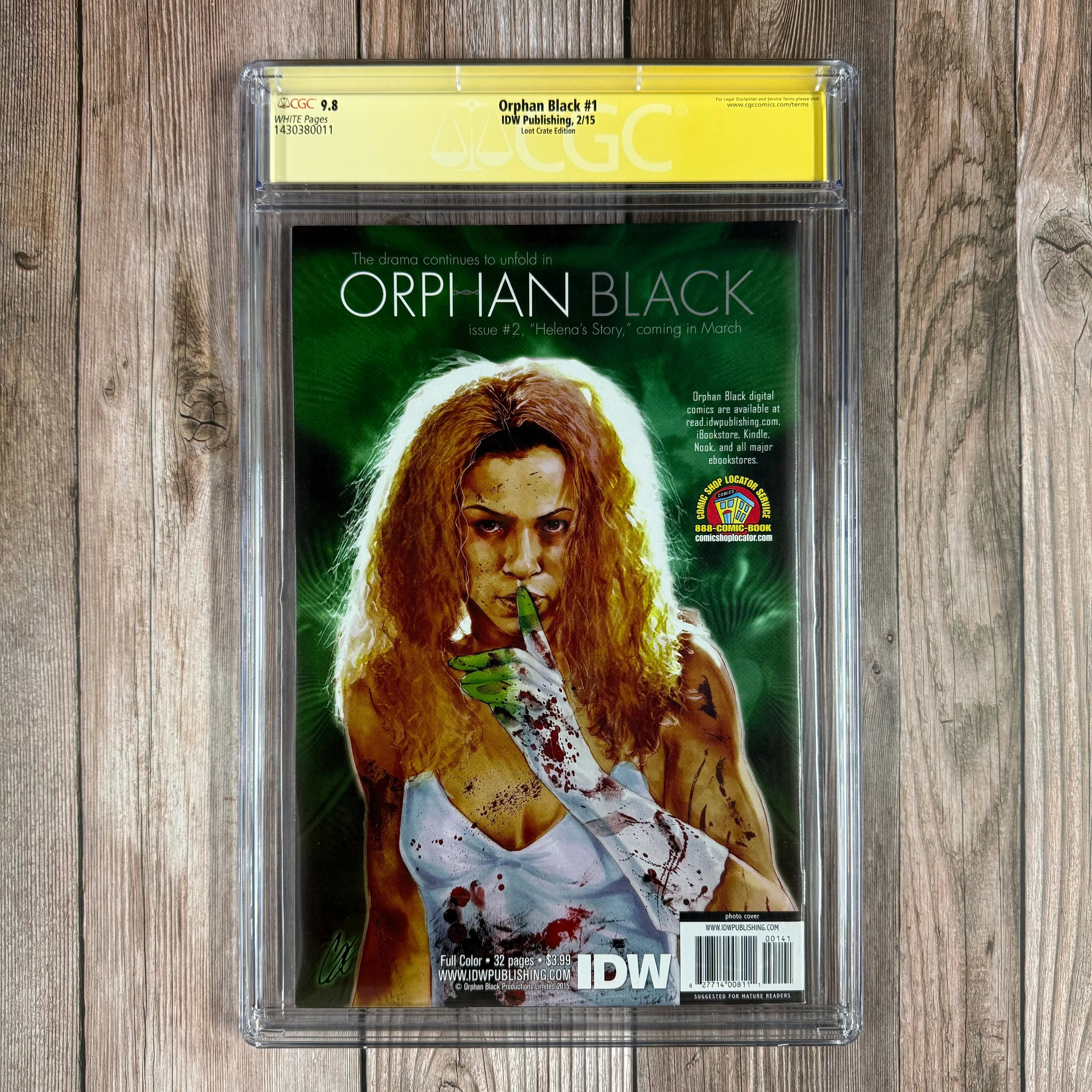 Orphan Black #1 CGC 9.8 WP SS Signed by Tatiana Maslany, Loot Crate Edition, Tatiana Maslany Photo Cover (cert:0011) - Image 2
